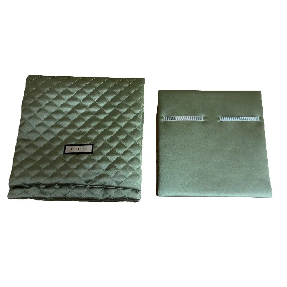 Gucci Gift Box And Dust Bag Green Quilted 9.5x9.5x3